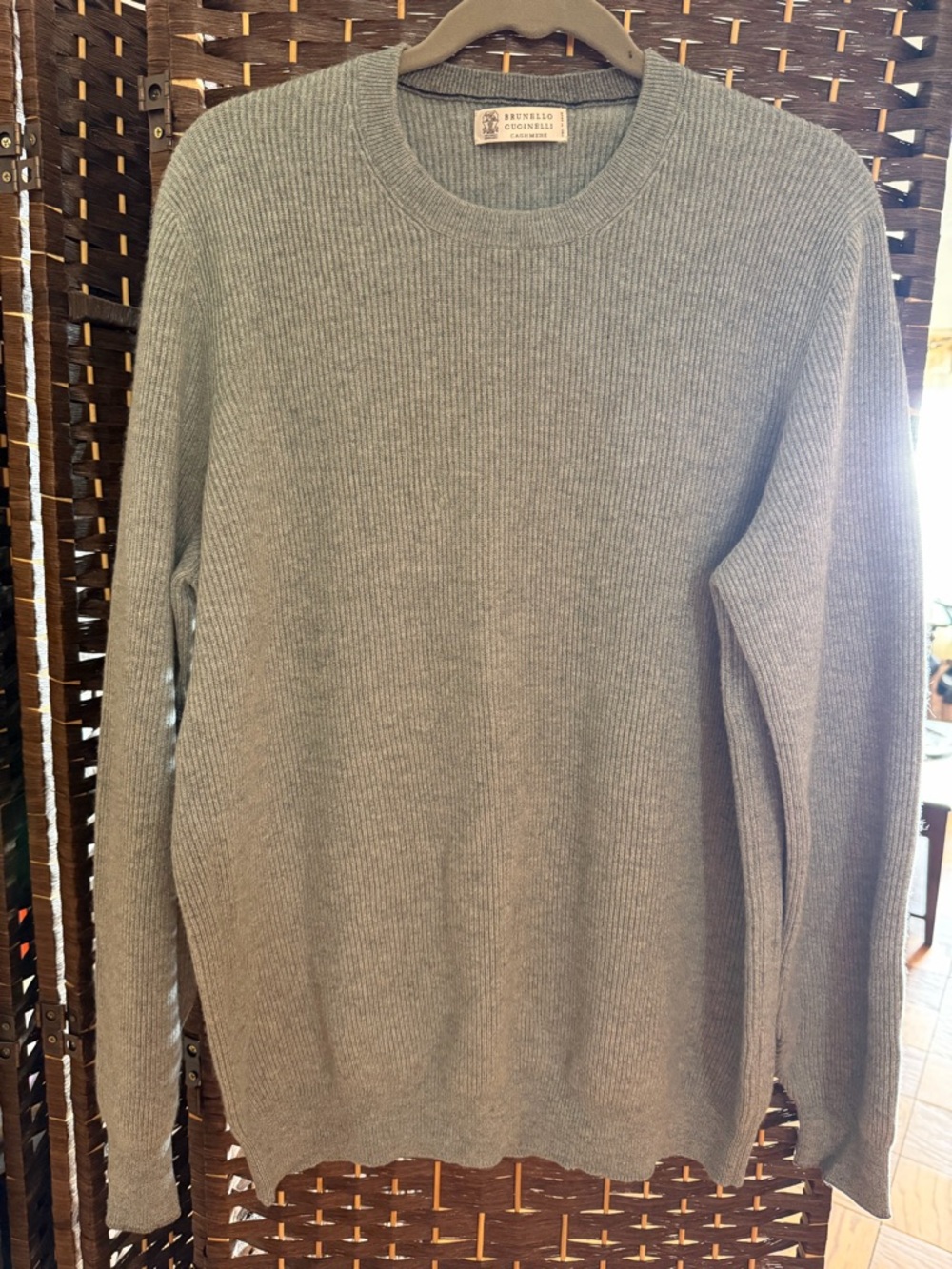 Brunello Cucinelli Men's Light Grey Ribbed Cashmere Crewneck Sweater